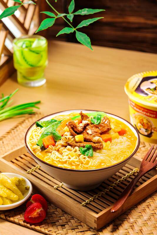 Các thành phần nước sốt Tiêu chuẩn hóa trọng lượng ròng Cải thiện độ chính xác đóng gói và độ tin cậy thời hạn sử dụng 12 tháng